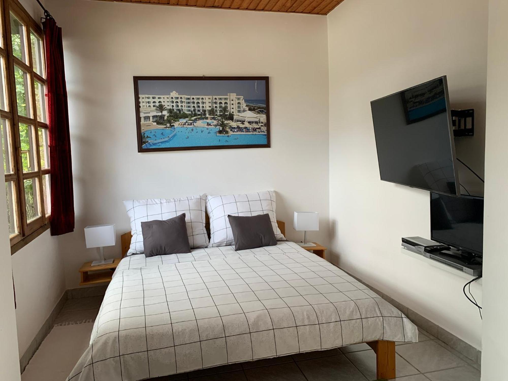 Szarszo Apartment With 3 Rooms And Private Beach, Private Parking Balatonszarszo Buitenkant foto